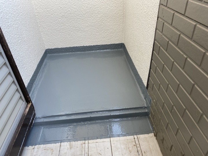 市原市郡本にてモルタル床からの雨漏りを密着ウレタン防水工事で解消